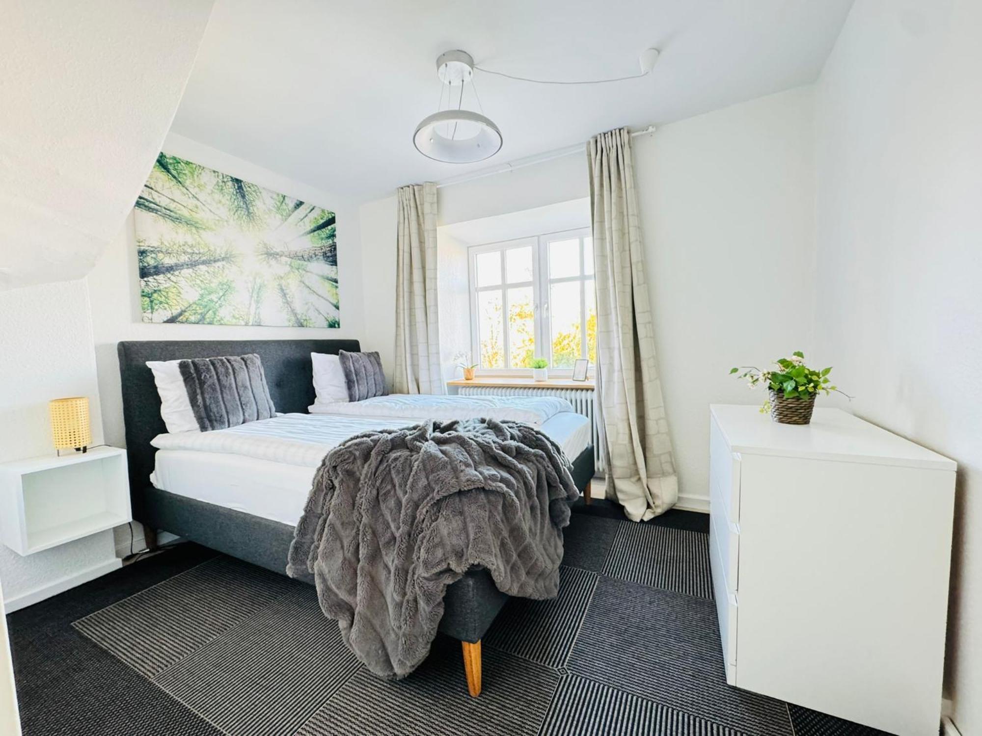 Aday - Modern 2 Bedroom Charming Central Apartment With Public Parking Олбор Екстериор снимка